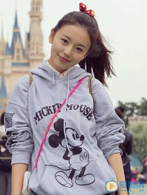 张天韵可爱照 张天韵高清写真_张天韵高清剧照