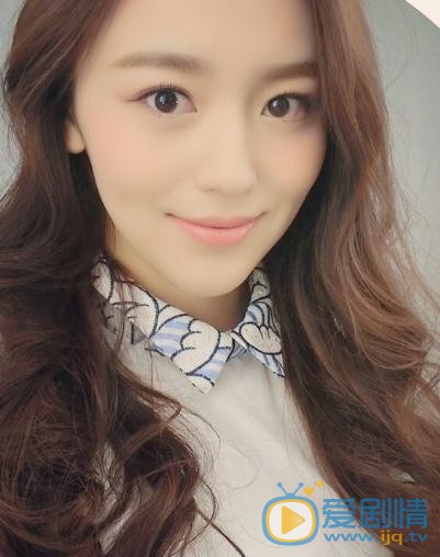 张天韵可爱照 张天韵高清写真_张天韵高清剧照