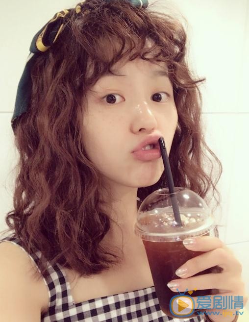 张天韵可爱照 张天韵高清写真_张天韵高清剧照