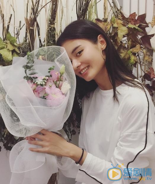 杨斯莹生活照 杨斯莹高清写真_杨斯莹高清剧照
