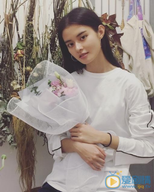 杨斯莹生活照 杨斯莹高清写真_杨斯莹高清剧照