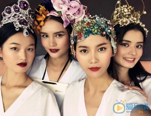 杨斯莹与人合照 杨斯莹高清写真_杨斯莹高清剧照