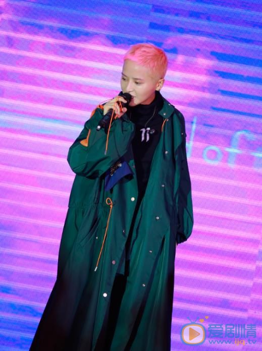 蒋瑶嘉舞台演出照 蒋瑶嘉高清写真_蒋瑶嘉高清剧照