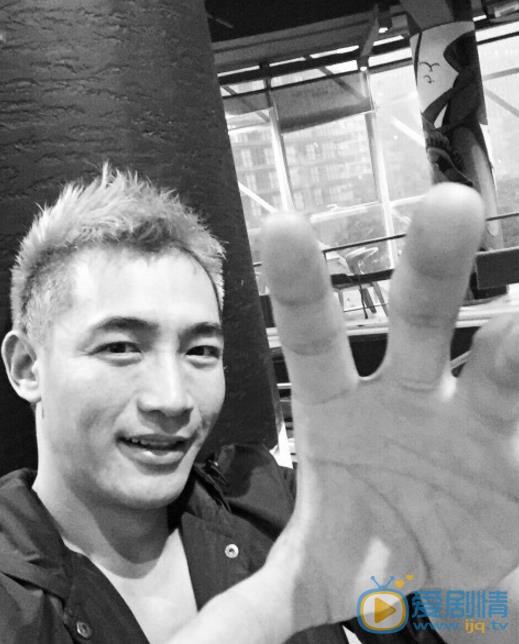 言杰生活照 言杰高清写真_言杰高清剧照