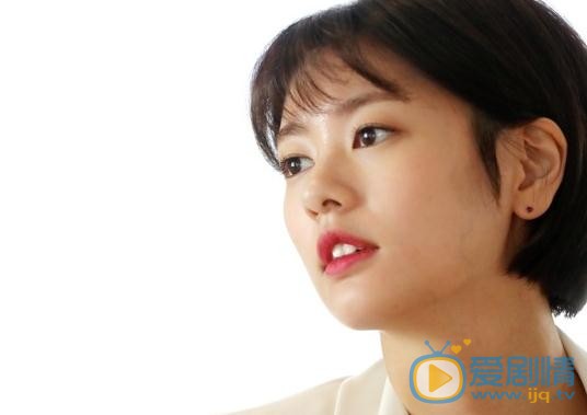 郑素敏白色写真 郑素敏高清写真_郑素敏高清剧照