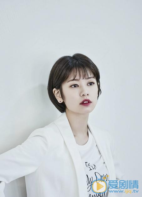 郑素敏白色写真 郑素敏高清写真_郑素敏高清剧照