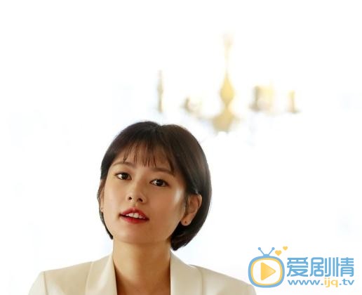 郑素敏白色写真 郑素敏高清写真_郑素敏高清剧照