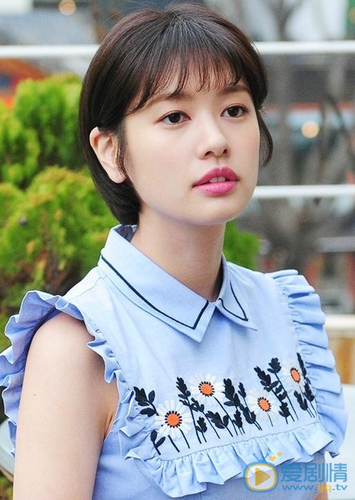 郑素敏写真 郑素敏高清写真_郑素敏高清剧照