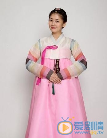 郑素敏韩服写真 郑素敏高清写真_郑素敏高清剧照