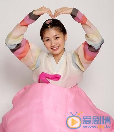 郑素敏韩服写真 郑素敏高清写真_郑素敏高清剧照