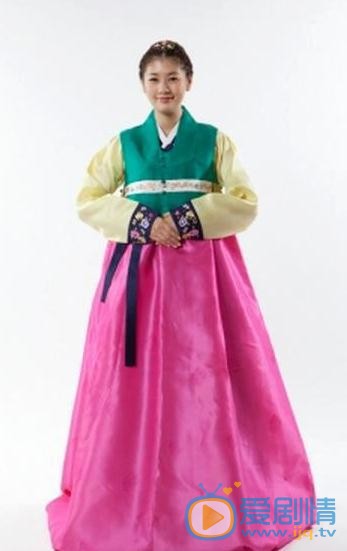 郑素敏韩服写真 郑素敏高清写真_郑素敏高清剧照