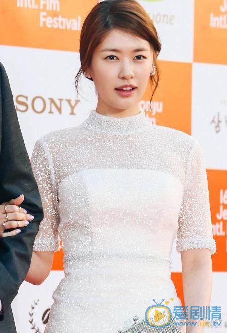 郑素敏活动照 郑素敏高清写真_郑素敏高清剧照