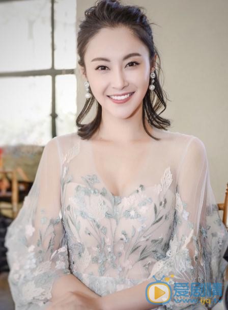 我的青春遇见你葛青是谁演的？葛青扮演者王泇淇个人资料、写真及生活照欣赏