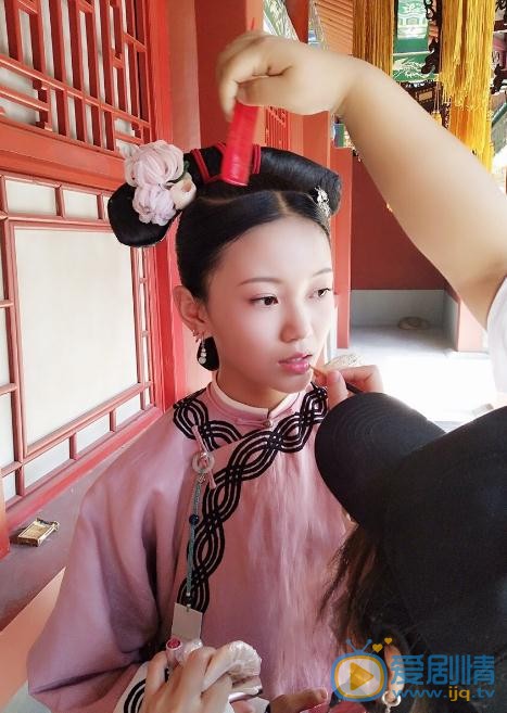 张译兮片场照 张译兮高清写真_张译兮高清剧照