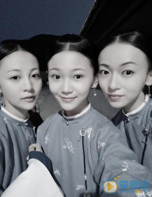 张译兮与人合照 张译兮高清写真_张译兮高清剧照
