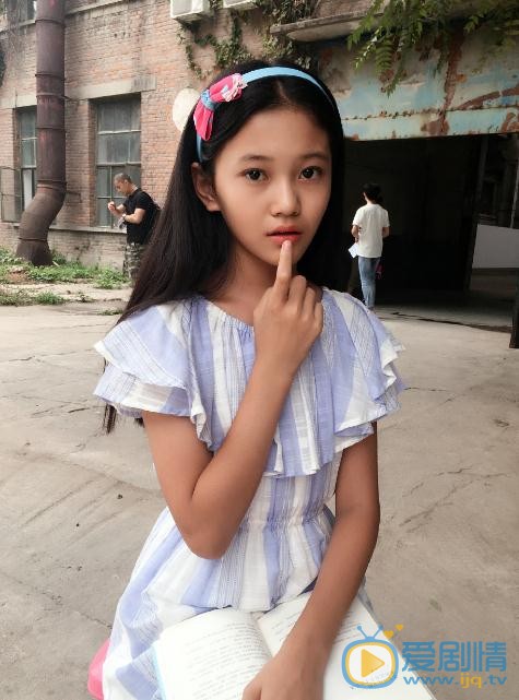 张译兮片场照 张译兮高清写真_张译兮高清剧照