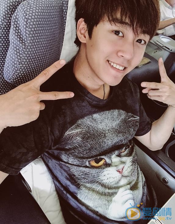 刘宇航卖萌表情包 刘宇航高清写真_刘宇航高清剧照