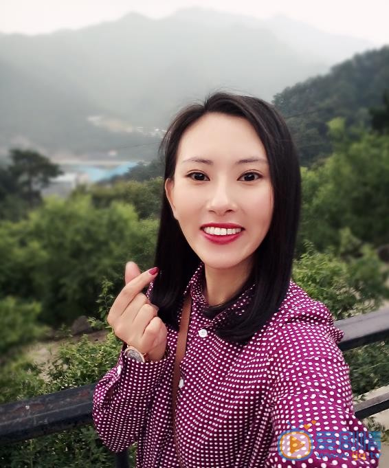 徐歉嘟嘴卖萌照 徐歉高清写真_徐歉高清剧照
