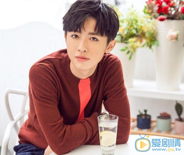 凤囚凰刘子业是谁演的？凤囚凰刘子业扮演者张逸杰个人资料、写真及生活照欣赏