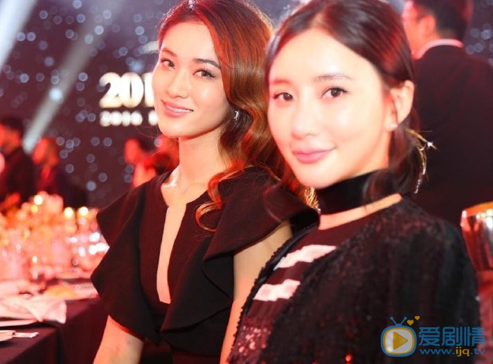 王熙然与明星合照 王熙然高清写真_王熙然高清剧照