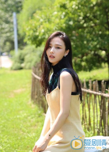 付乐莹街拍写真 付乐莹高清写真_付乐莹高清剧照