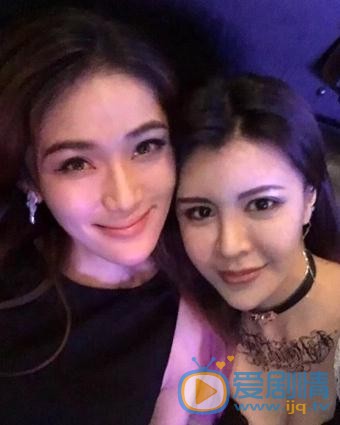 王熙然与好友合照 王熙然高清写真_王熙然高清剧照