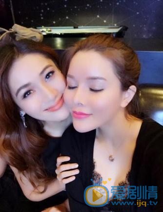 王熙然与好友合照 王熙然高清写真_王熙然高清剧照
