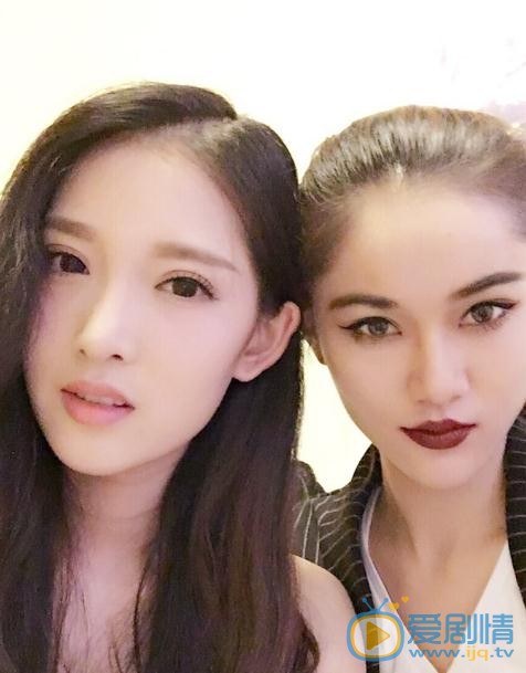 王熙然与好友合照 王熙然高清写真_王熙然高清剧照