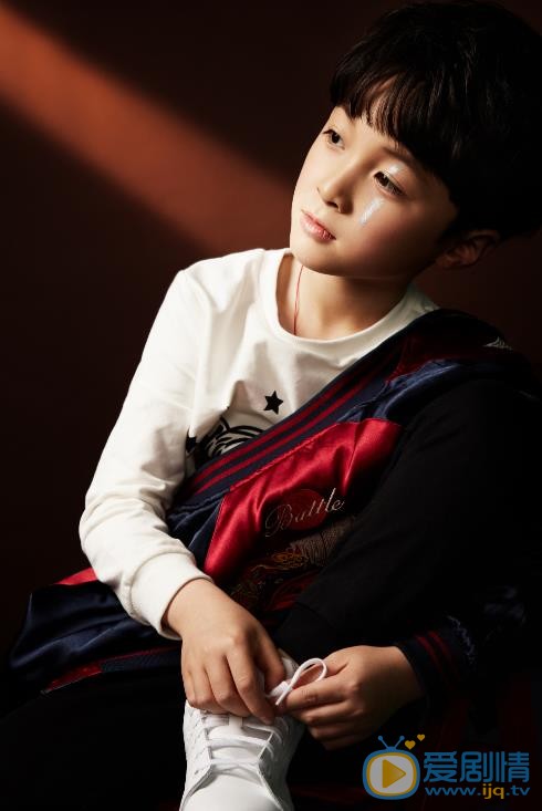 石悦安鑫帅气大片 石悦安鑫高清写真_石悦安鑫高清剧照