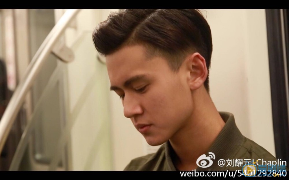 刘尹昊参加活动写真 刘尹昊高清写真_刘尹昊高清剧照