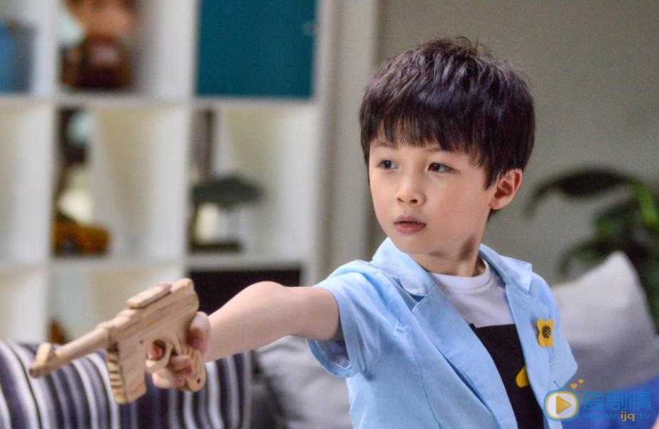 石悦安鑫《淘气爷孙》剧照 石悦安鑫高清写真_石悦安鑫高清剧照