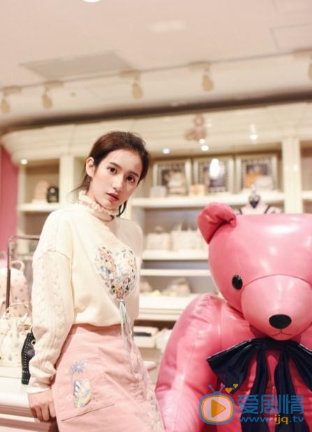 宋唯街拍写真 宋唯高清写真_宋唯高清剧照