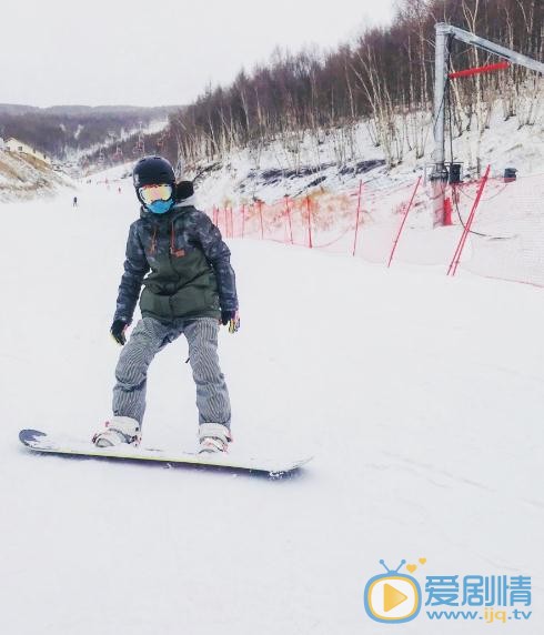叶可儿滑雪照 叶可儿高清写真_叶可儿高清剧照