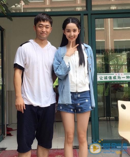 许晓诺与人合照 许晓诺高清写真_许晓诺高清剧照