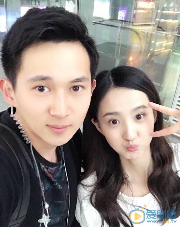 许晓诺与人合照 许晓诺高清写真_许晓诺高清剧照