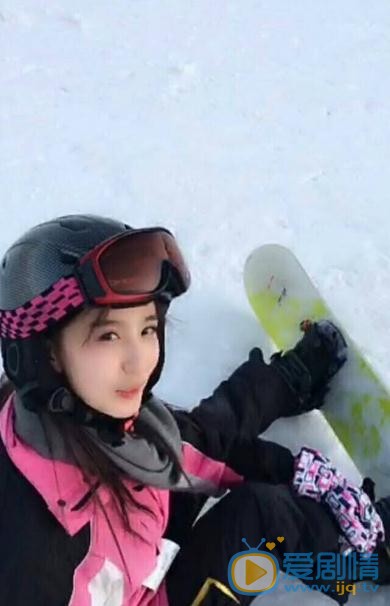 许晓诺滑雪照 许晓诺高清写真_许晓诺高清剧照