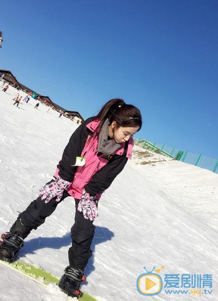 许晓诺滑雪照 许晓诺高清写真_许晓诺高清剧照