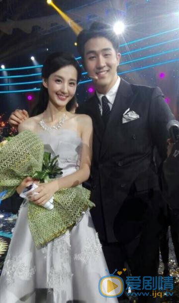 许晓诺与人合照 许晓诺高清写真_许晓诺高清剧照