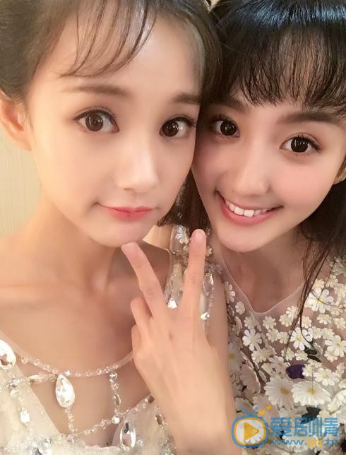 许晓诺与人合照 许晓诺高清写真_许晓诺高清剧照