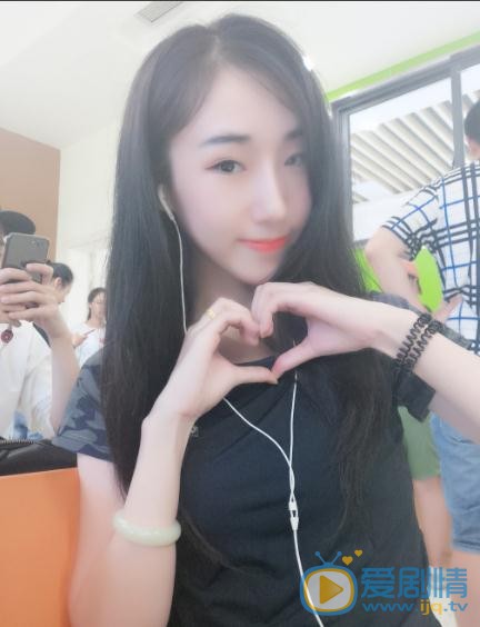 王瑞淇俏丽写真 王瑞淇高清写真_王瑞淇高清剧照