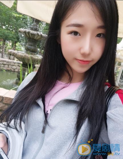王瑞淇校园写真 王瑞淇高清写真_王瑞淇高清剧照