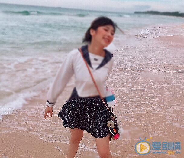 洪冰瑶海边写真 洪冰瑶高清写真_洪冰瑶高清剧照