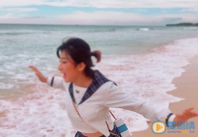 洪冰瑶海边写真 洪冰瑶高清写真_洪冰瑶高清剧照
