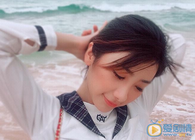 洪冰瑶海边写真 洪冰瑶高清写真_洪冰瑶高清剧照