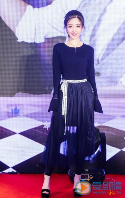 冯提莫活动照 冯提莫高清写真_冯提莫高清剧照
