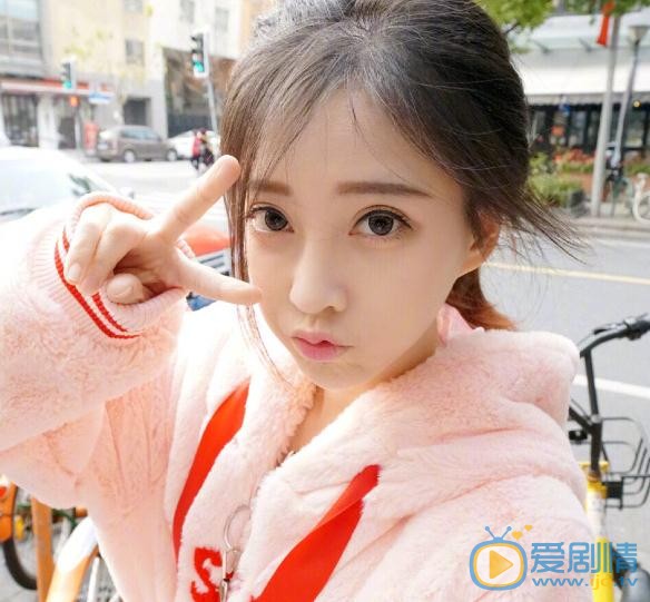 冯提莫可爱照 冯提莫高清写真_冯提莫高清剧照