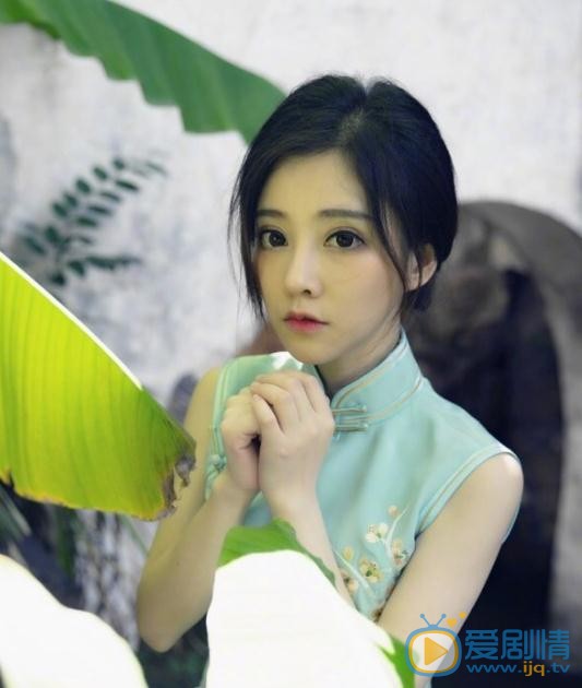冯提莫旗袍写真 冯提莫高清写真_冯提莫高清剧照