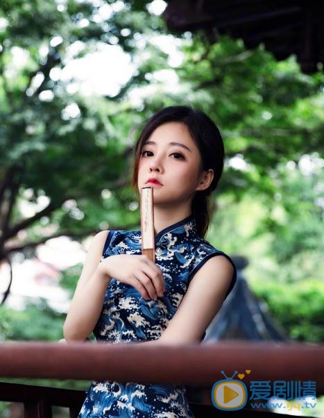 冯提莫旗袍写真 冯提莫高清写真_冯提莫高清剧照