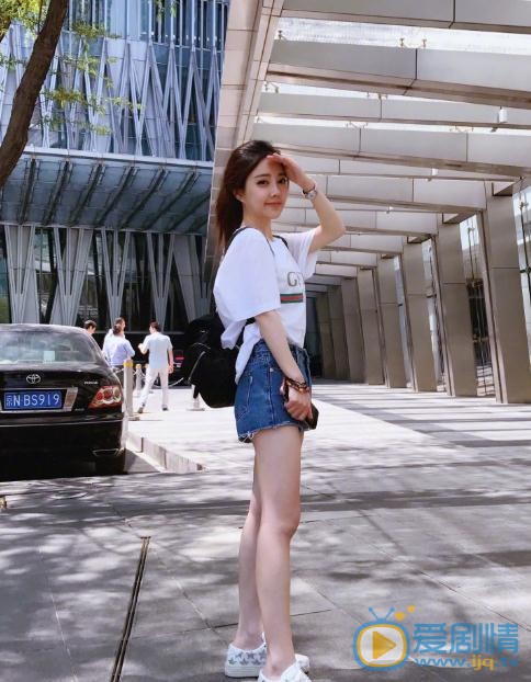 冯提莫生活照 冯提莫高清写真_冯提莫高清剧照