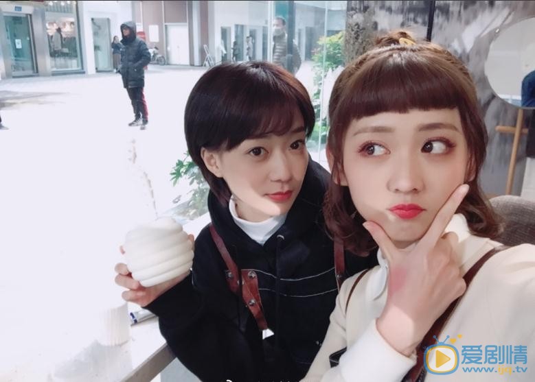 陈诗敏好友合照写真 陈诗敏高清写真_陈诗敏高清剧照